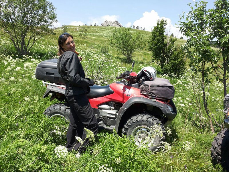 Perlustrazione Arezzo in quad 7R Travel